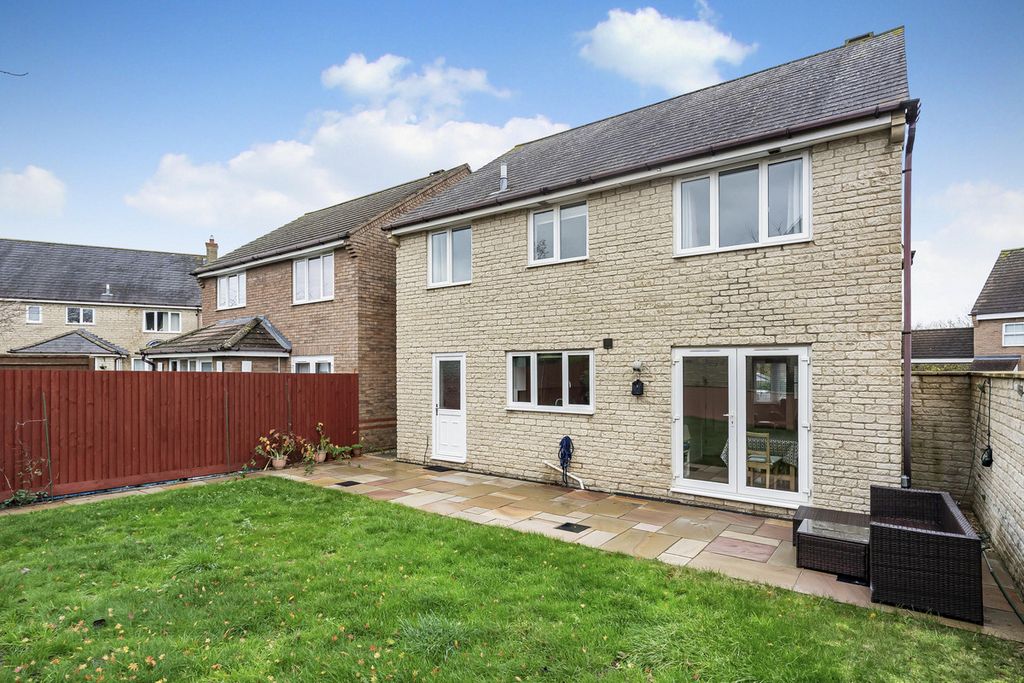 Additional image 30 of 4 bed detached house for salePurslane Drive, Bicester OX26