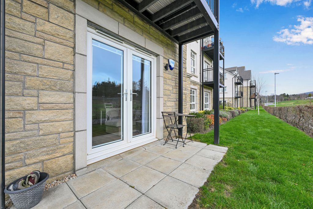 Additional image 4 of 1 bed flat for sale5/2 Byrne Crescent, Balerno, Edinburgh EH14