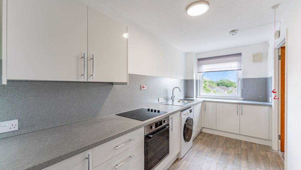 Additional image 5 of 1 bed property for saleElm Court, Milngavie G62