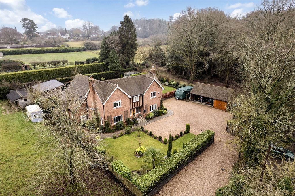 Additional image 24 of 4 bed detached house for saleBullbeggars Lane, Potten End, Berkhamsted, Hertfordshire HP4