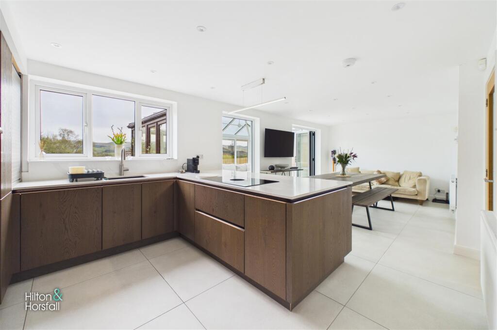 Additional image 7 of Applecross Drive, Burnley
