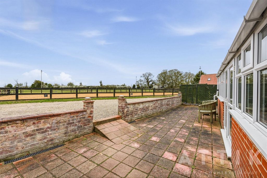 Additional image 50 of 5 bed equestrian for saleBarnaby Green, Wangford, Beccles NR34