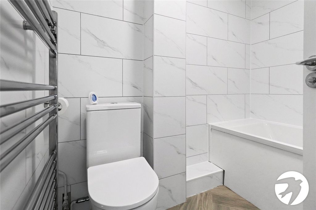 Additional image 8 of 2 bed flat for saleHeathdene Drive, Belvedere DA17