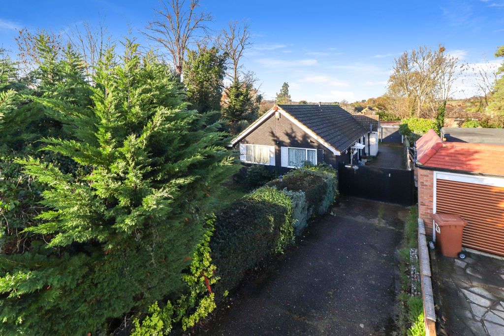 Additional image 4 of 3 bed detached house for saleGallows Hill Lane, Abbots Langley WD5