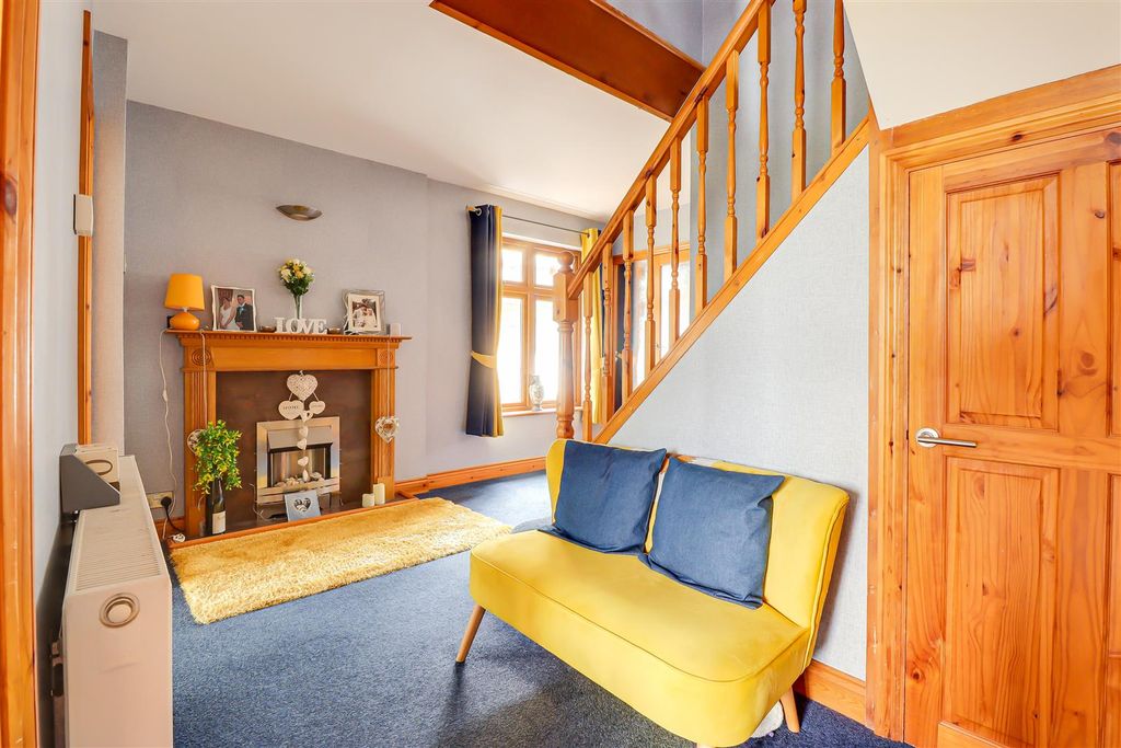 Additional image 14 of 3 bed detached house for saleHaresland Close, Benfleet SS7