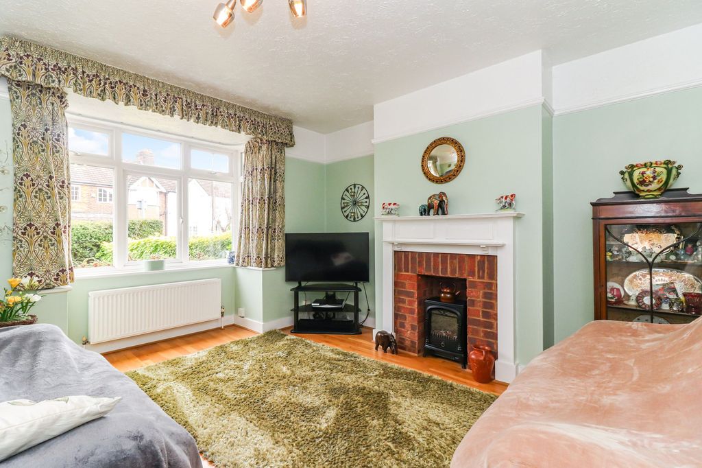 Additional image 2 of 3 bed semi-detached house for saleThe Crescent, Abbots Langley WD5