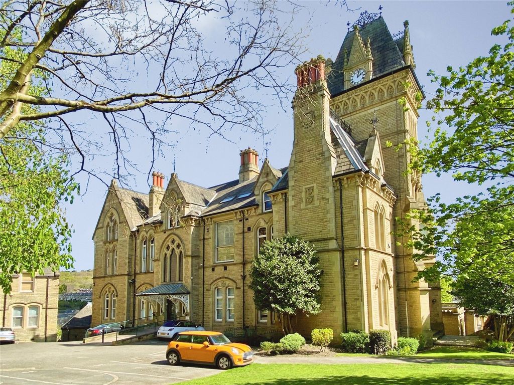 1 bed flat for saleHalifax Road, Dewsbury WF13