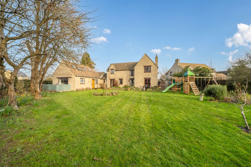 6 bed detached house for saleNew Road, Bampton, Oxfordshire OX18