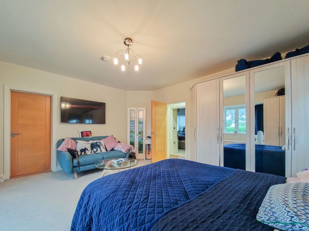 Additional image 17 of 3 bed flat for sale4 Cartref Apartments, St Saviour JE2