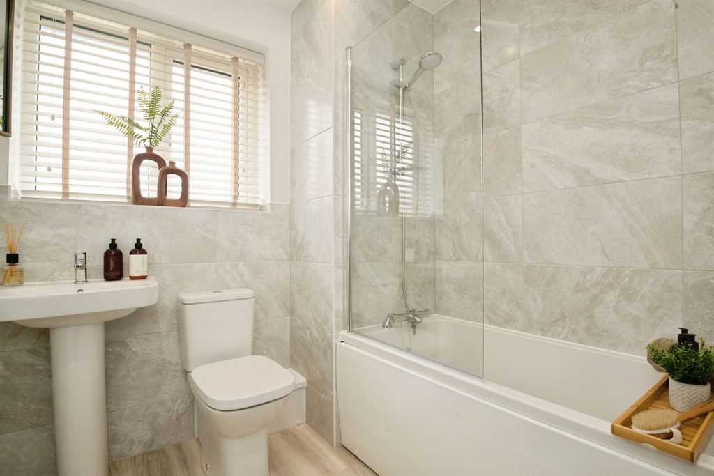 Additional image 5 of 3 bed detached house for saleKings Drive, Cardiff CF3
