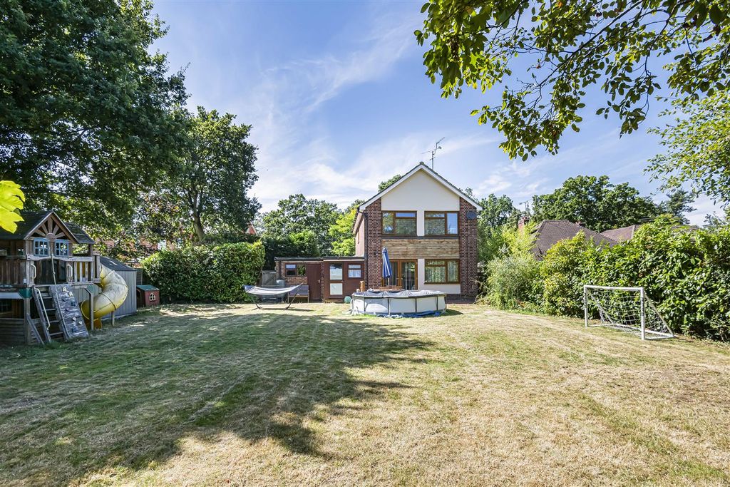 Additional image 21 of 4 bed detached house for saleShinfield Road, Shinfield, Reading RG2