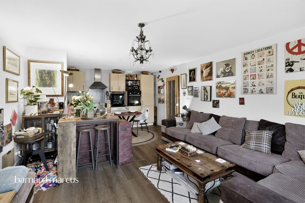 Additional image 13 of 2 bed flat for saleHill View, Dorking RH4