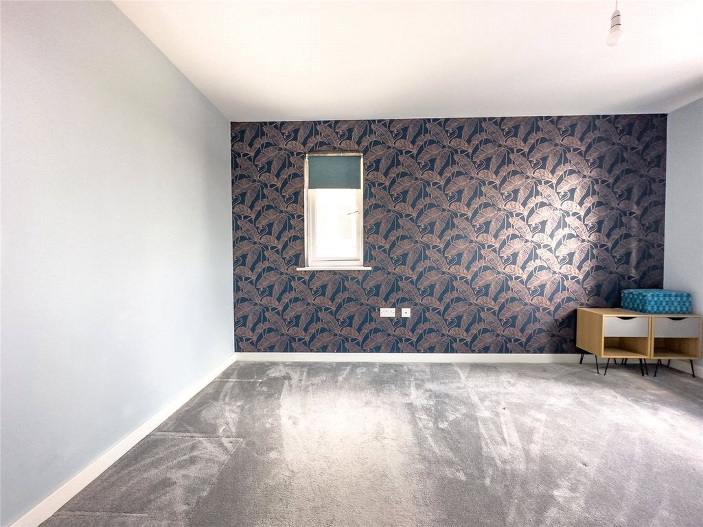 Additional image 10 of 1 bed flat for saleMossie Walk, Witney, Oxfordshire OX29