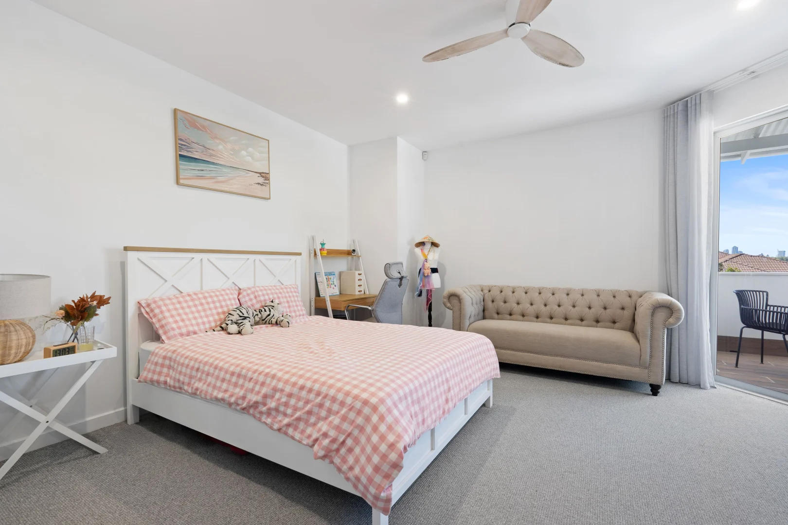 Additional image 19 of 97 Sir Bruce Small Boulevard, Benowa Waters QLD 4217