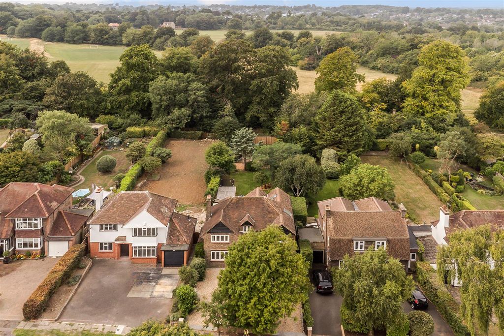Additional image 24 of 5 bed detached house for saleBeacon Way, Banstead SM7