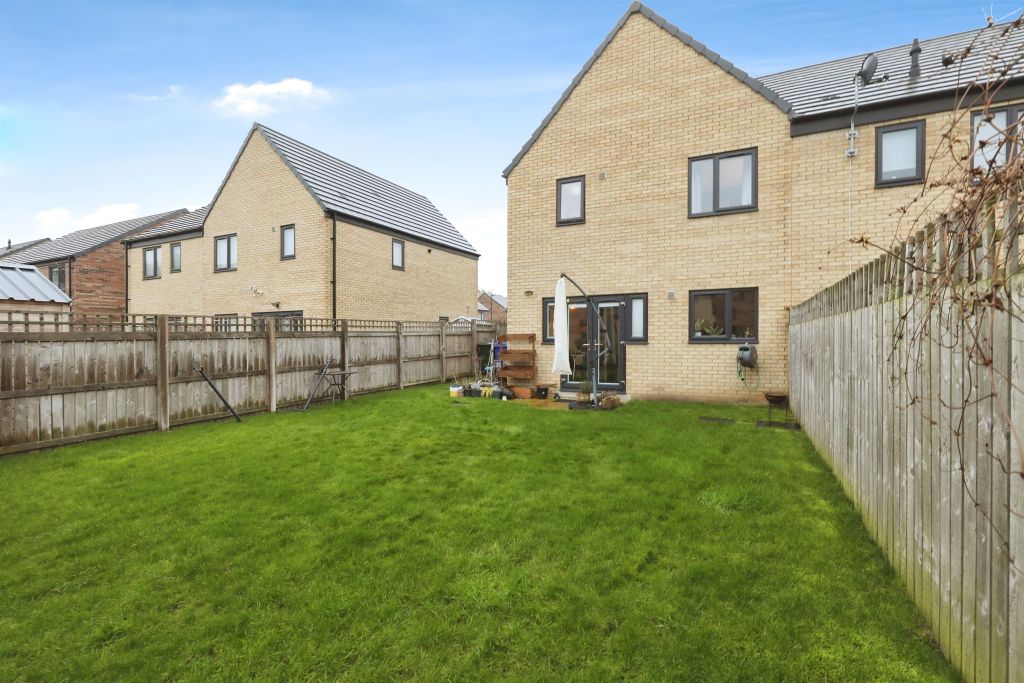 Additional image 16 of 3 bed semi-detached house for saleSwan Road, Lakeside, Doncaster DN4