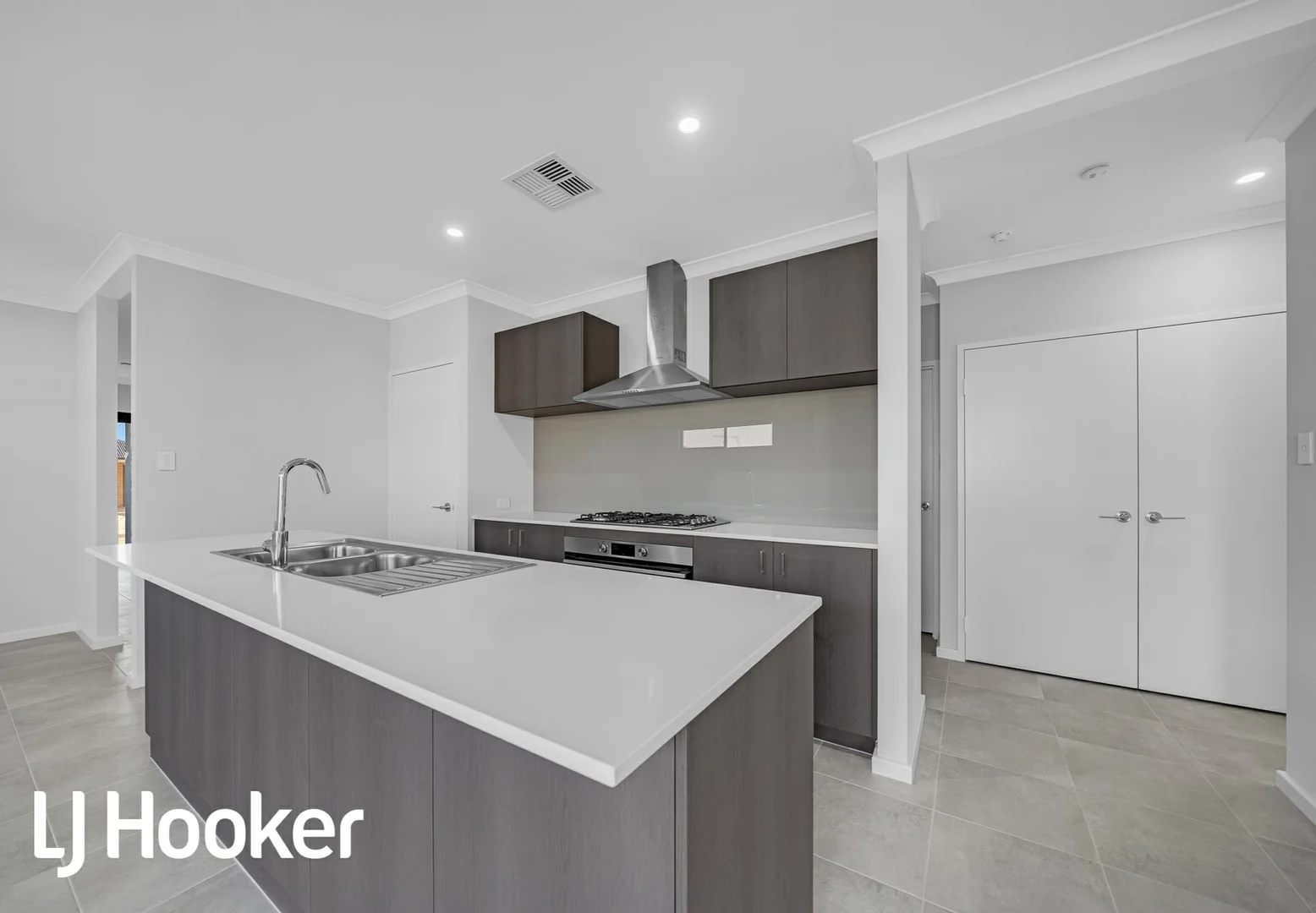 Additional image 11 of 31 Gambier Grove, Eglinton WA 6034