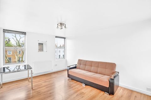 Upper Handa Walk, Canonbury N1