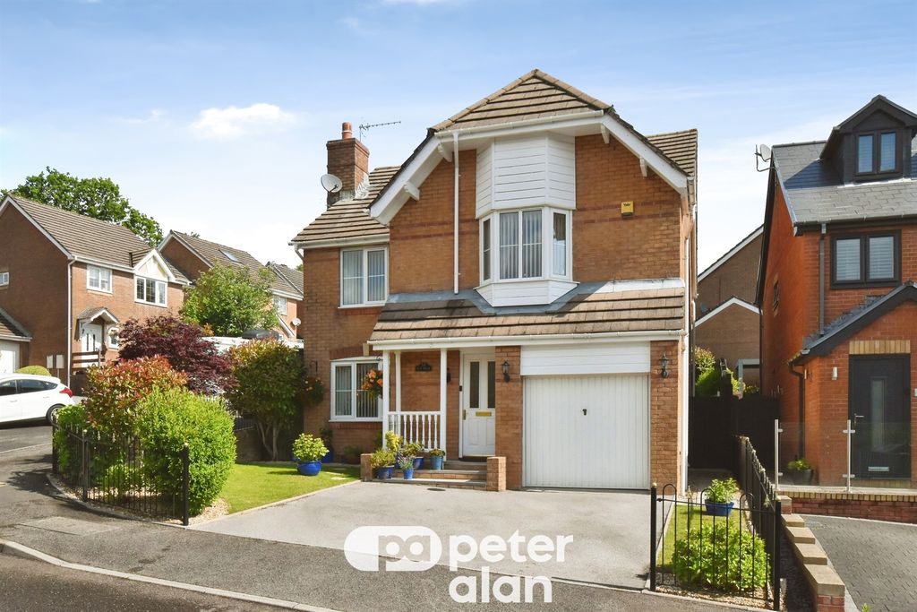 Additional image 2 of 4 bed detached house for saleThe Rise, Aberdare CF44
