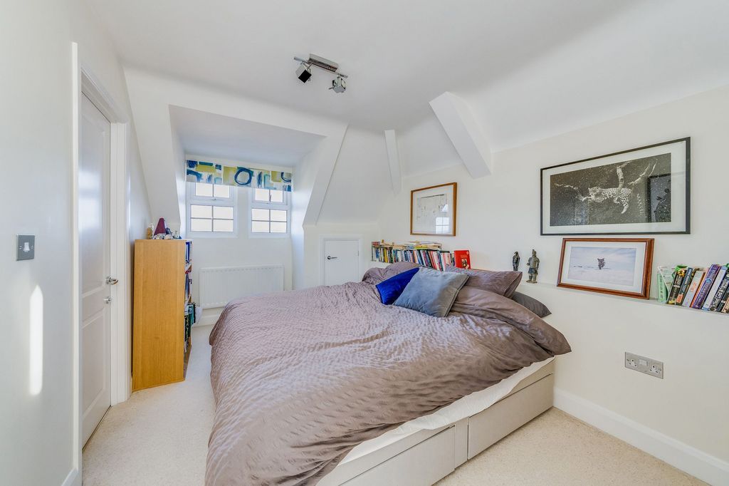 Additional image 12 of 2 bed penthouse for saleCoopers Lane, Abingdon OX14