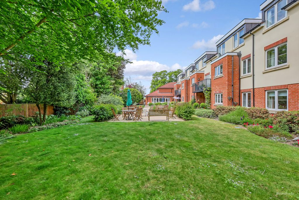 Additional image 16 of 1 bed flat for saleLaindon Road, Billericay CM12
