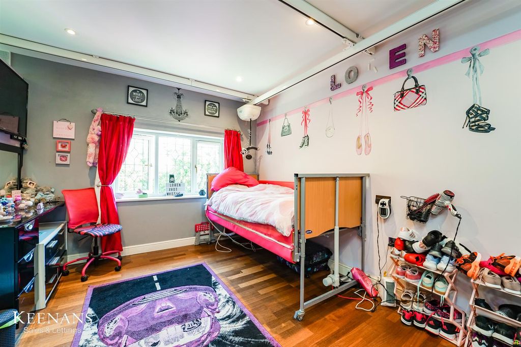 Additional image 33 of 5 bed detached house for saleManchester Road, Barnoldswick BB18