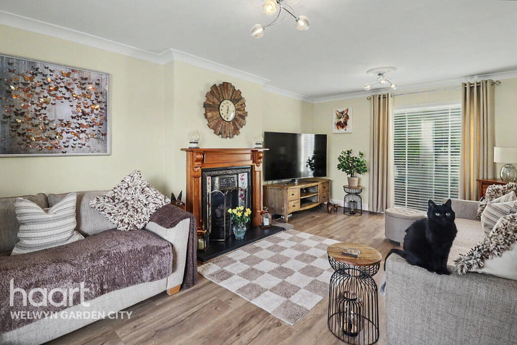 Additional image 5 of Knightsfield, Welwyn Garden City