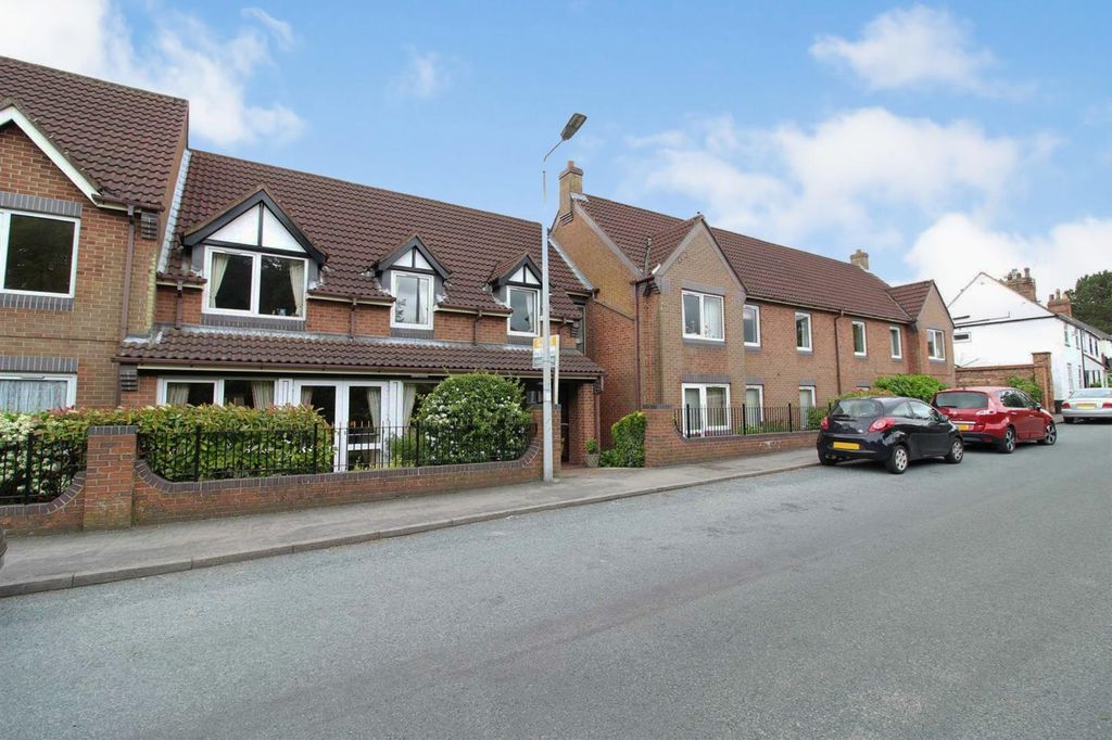 Additional image 13 of 2 bed flat for saleWest End, Swanland HU14