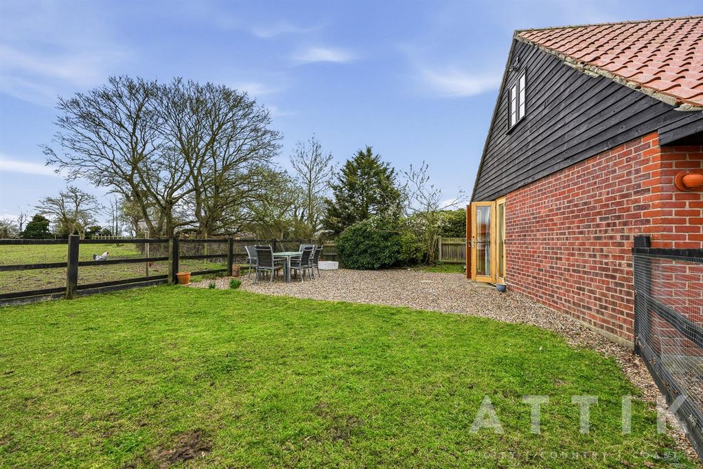 Additional image 77 of 5 bed equestrian for saleBarnaby Green, Wangford, Beccles NR34