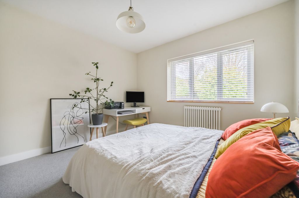 Additional image 17 of 4 bed detached house for saleHighfield Gardens, Aldershot, Hampshire GU11