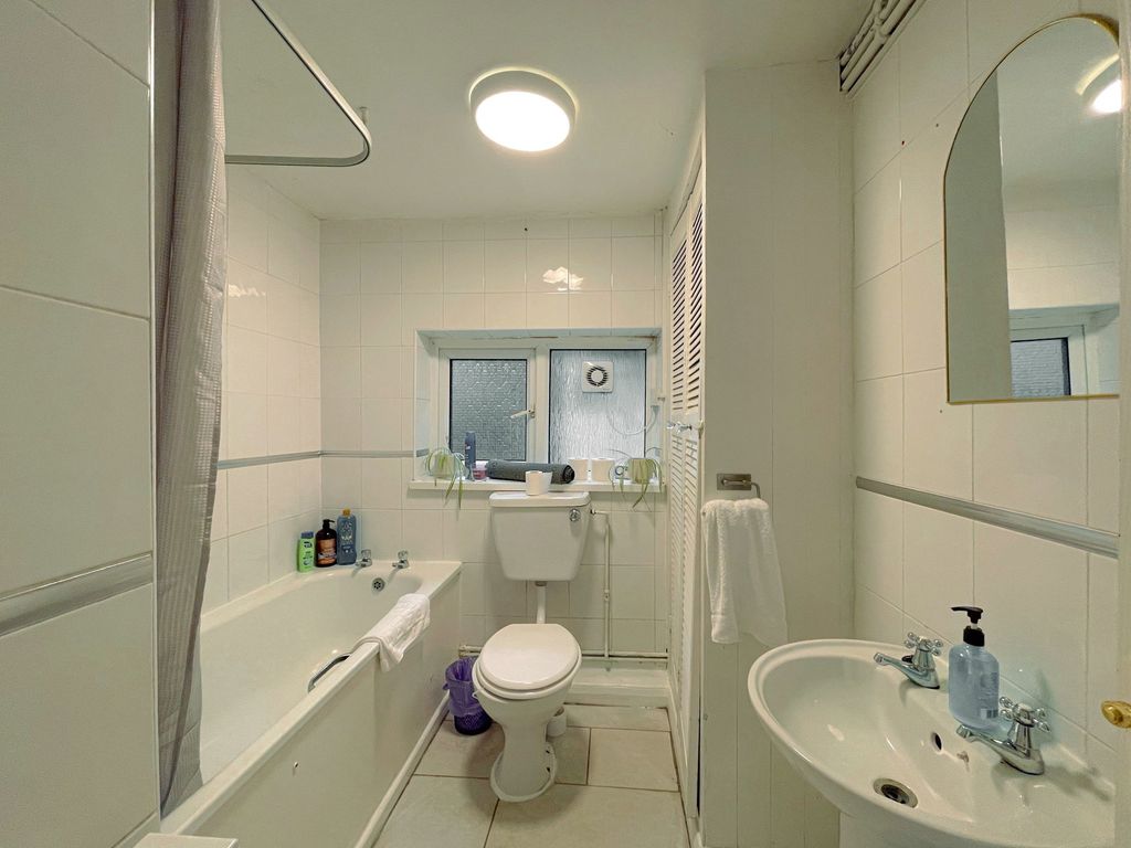 Additional image 7 of 3 bed terraced house for saleTreharris Street, Cardiff CF24