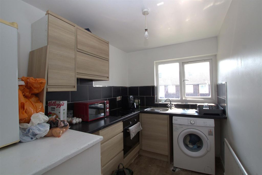 Additional image 7 of 2 bed flat for saleDarnton Drive, Middlesbrough TS4