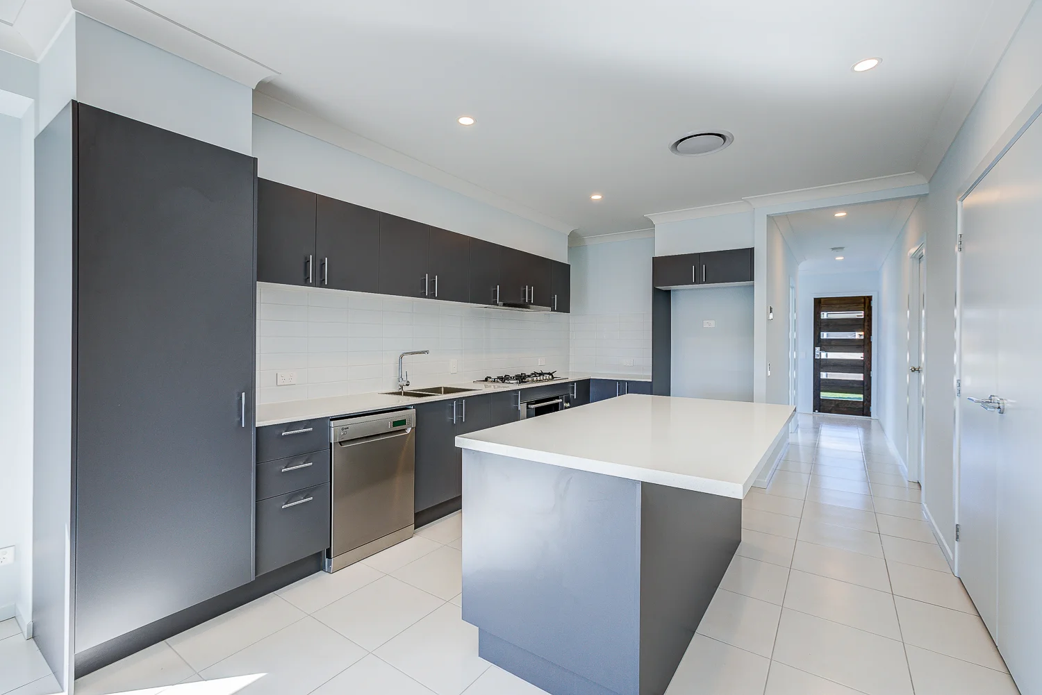 Additional image 3 of 1 Haystack Close, Park Ridge QLD 4125