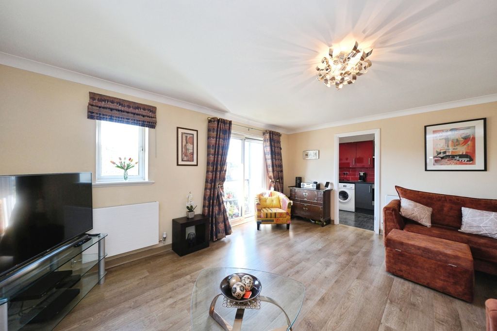 Additional image 6 of 2 bed flat for saleLakeside Boulevard, Doncaster, South Yorkshire DN4
