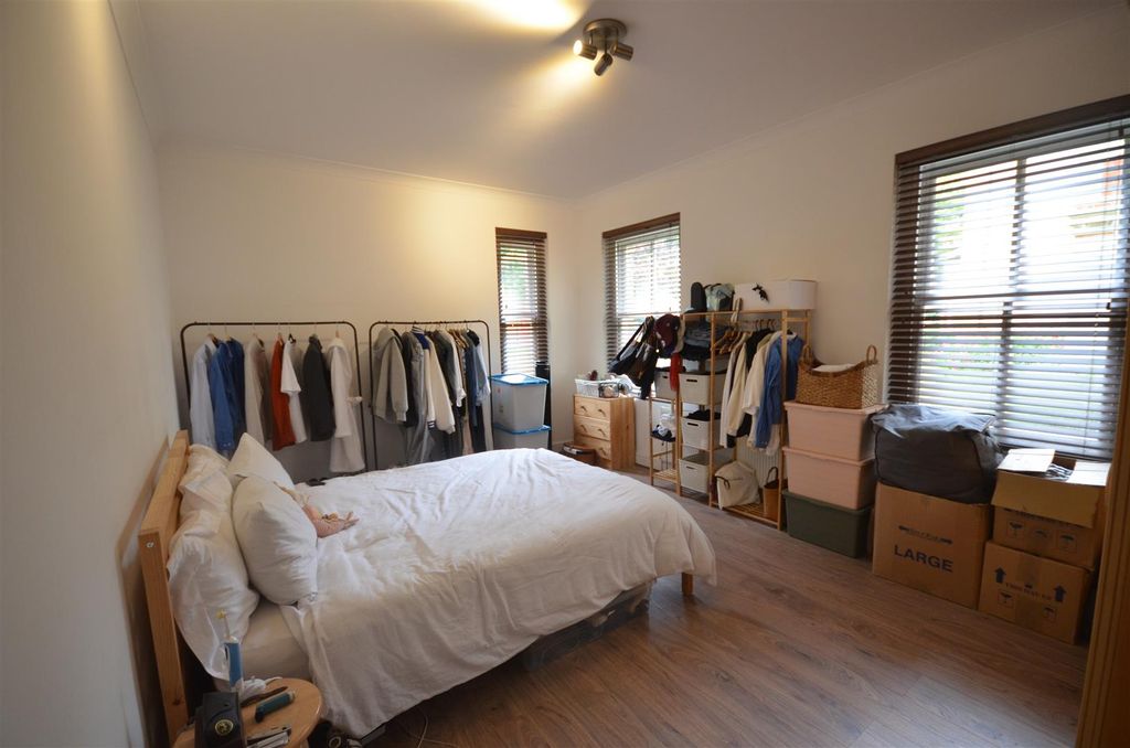 Additional image 6 of 1 bed flat for saleMallard Road, Abbots Langley WD5