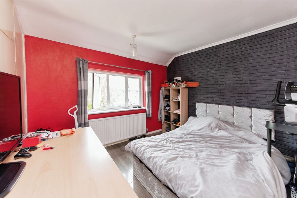 Additional image 12 of 7 bed semi-detached house for saleMaylands Road, Watford WD19