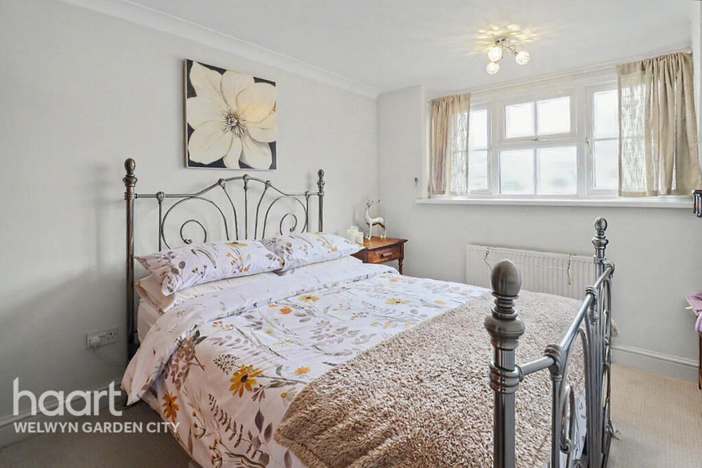 Additional image 12 of Knightsfield, Welwyn Garden City