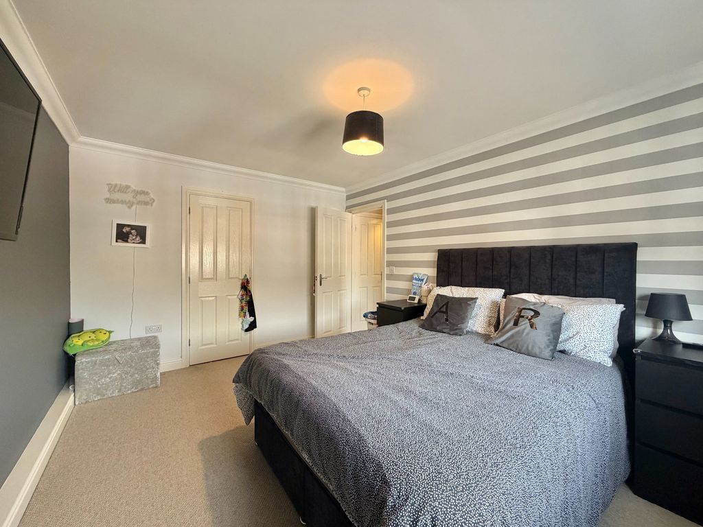 Additional image 10 of 2 bed flat for sale42 Turnstone Drive, Carlisle CA2