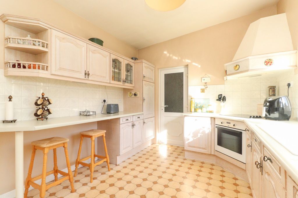 Additional image 6 of 3 bed detached house for saleSemaphore Road, Birchington, Kent CT7