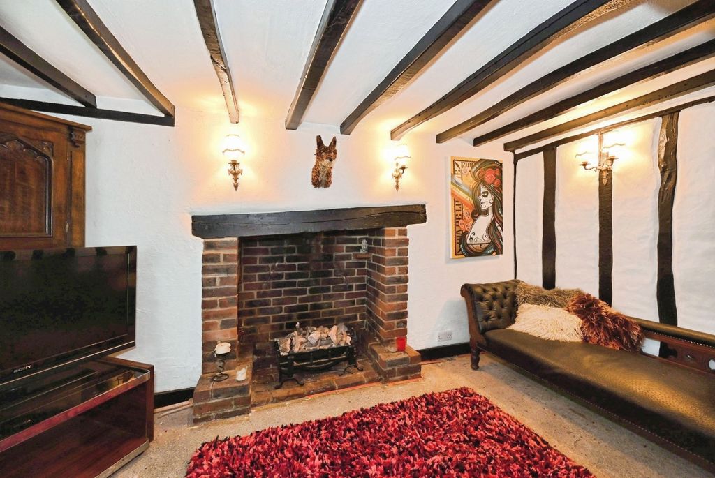 Additional image 6 of 4 bed cottage for sale36A Elm Road, Reading RG6