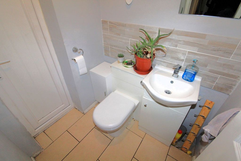 Additional image 12 of 4 bed detached house for saleConstantine Way, Bilston WV14