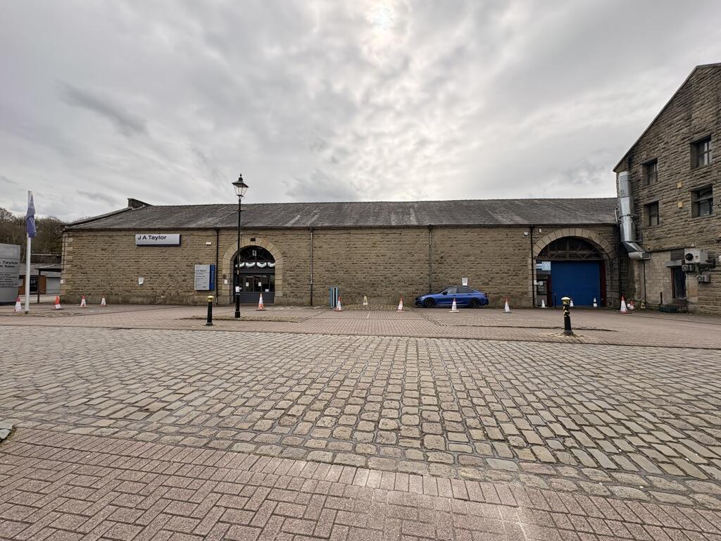 Additional image 2 of Rossford House, Bury Road, Rawtenstall, BB4 6AG