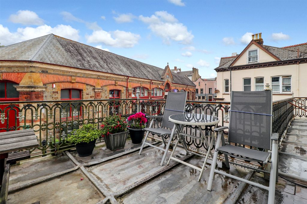 Additional image 13 of 2 bed flat for saleMarket Place, Bideford, Devon EX39