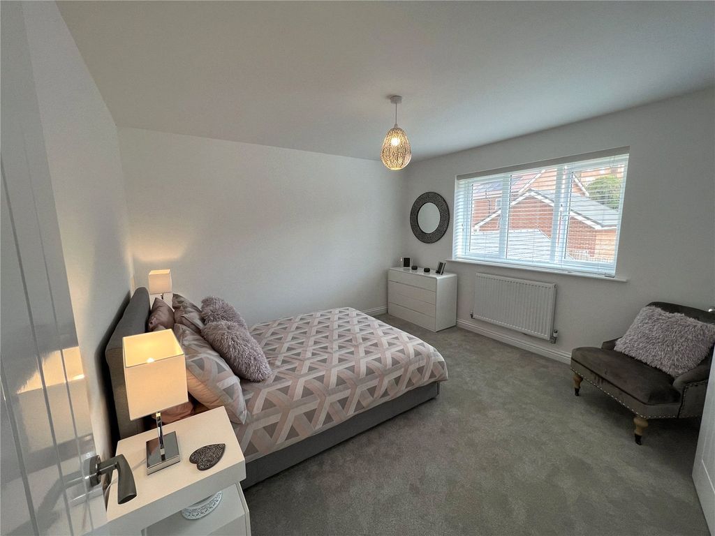 Additional image 7 of 4 bed detached house for saleSelborne Park, 35 Thistledown Road, Alton GU34