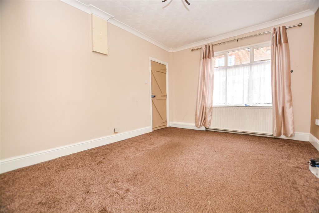 Additional image 2 of 3 bed detached house for saleFleetgate, Barton-Upon-Humber DN18
