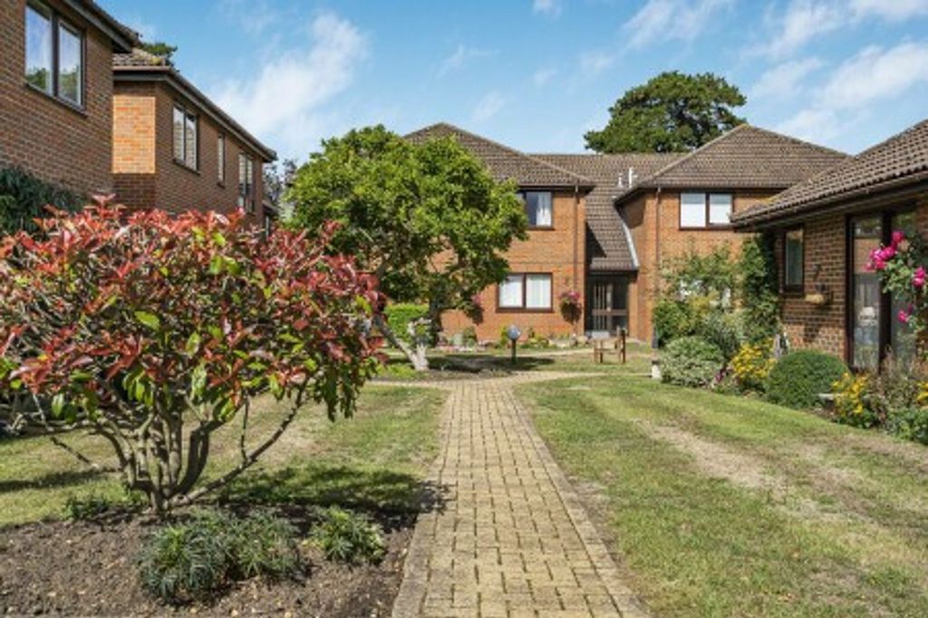 Additional image 11 of 1 bed property for saleGreville Park Road, Ashtead KT21
