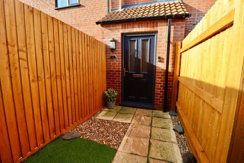 Additional image 12 of 2 bed maisonette for saleWesley Court, Market Rasen LN8