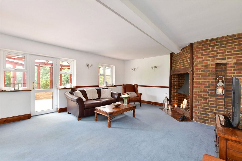 Additional image 5 of 4 bed semi-detached house for saleDairy Way, Abbots Langley WD5