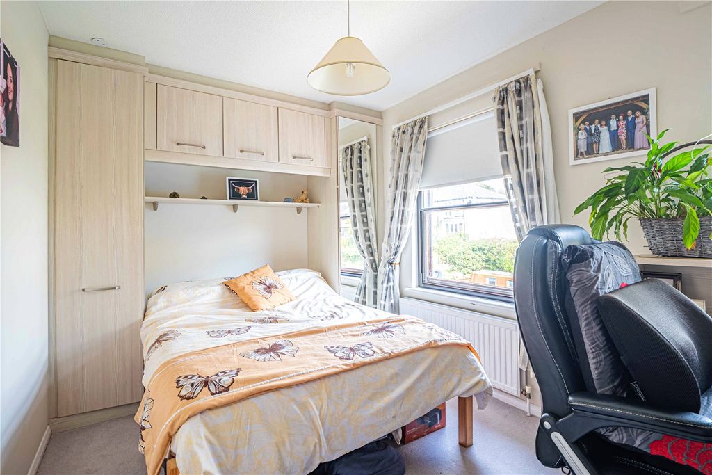 Additional image 5 of 2 bed maisonette for saleBridge Street, Berkhamsted, Hertfordshire HP4