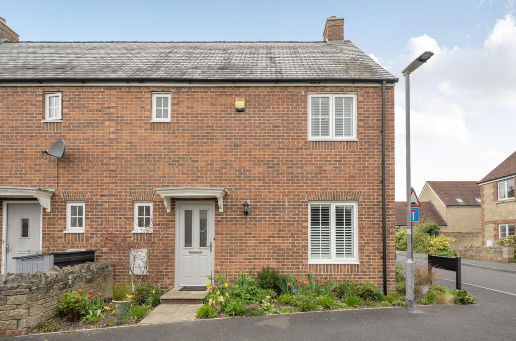 Coles Close, Wincanton, BA9